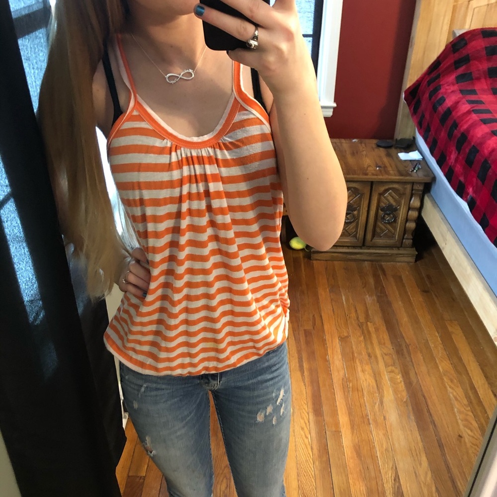 Lace back tank top